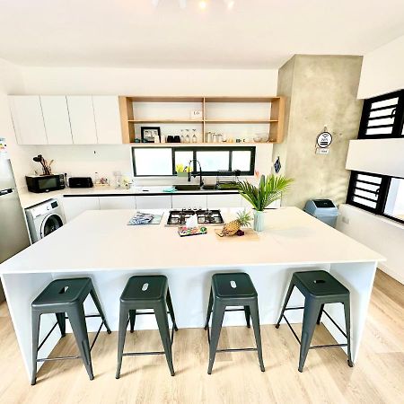 אלביון Into The Sea - Modern Home Close To The Beach מראה חיצוני תמונה