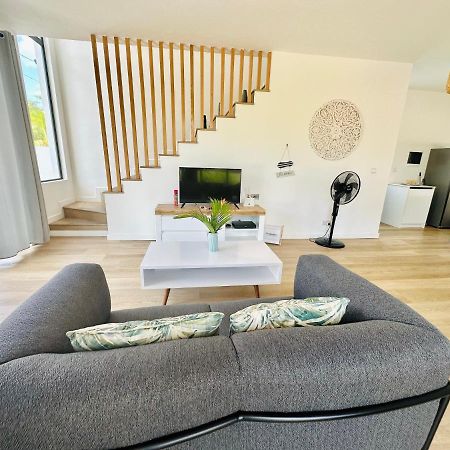 אלביון Into The Sea - Modern Home Close To The Beach מראה חיצוני תמונה